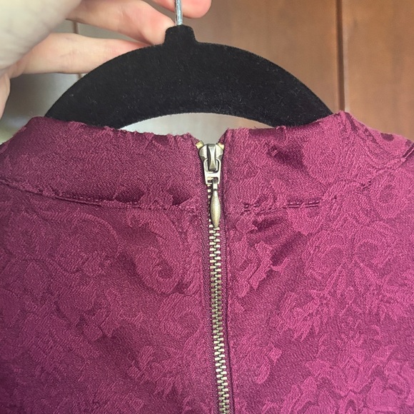 Lace Dress Burgundy/Deep Red - Picture 6 of 7